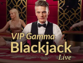 阿斯报晒视频，发现吕迪格在庆祝居莱尔进球时打了小将皮塔奇一下