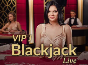 利物浦vs热刺首发：恩古莫哈、加克波、维尔茨出战，维卡里奥先发